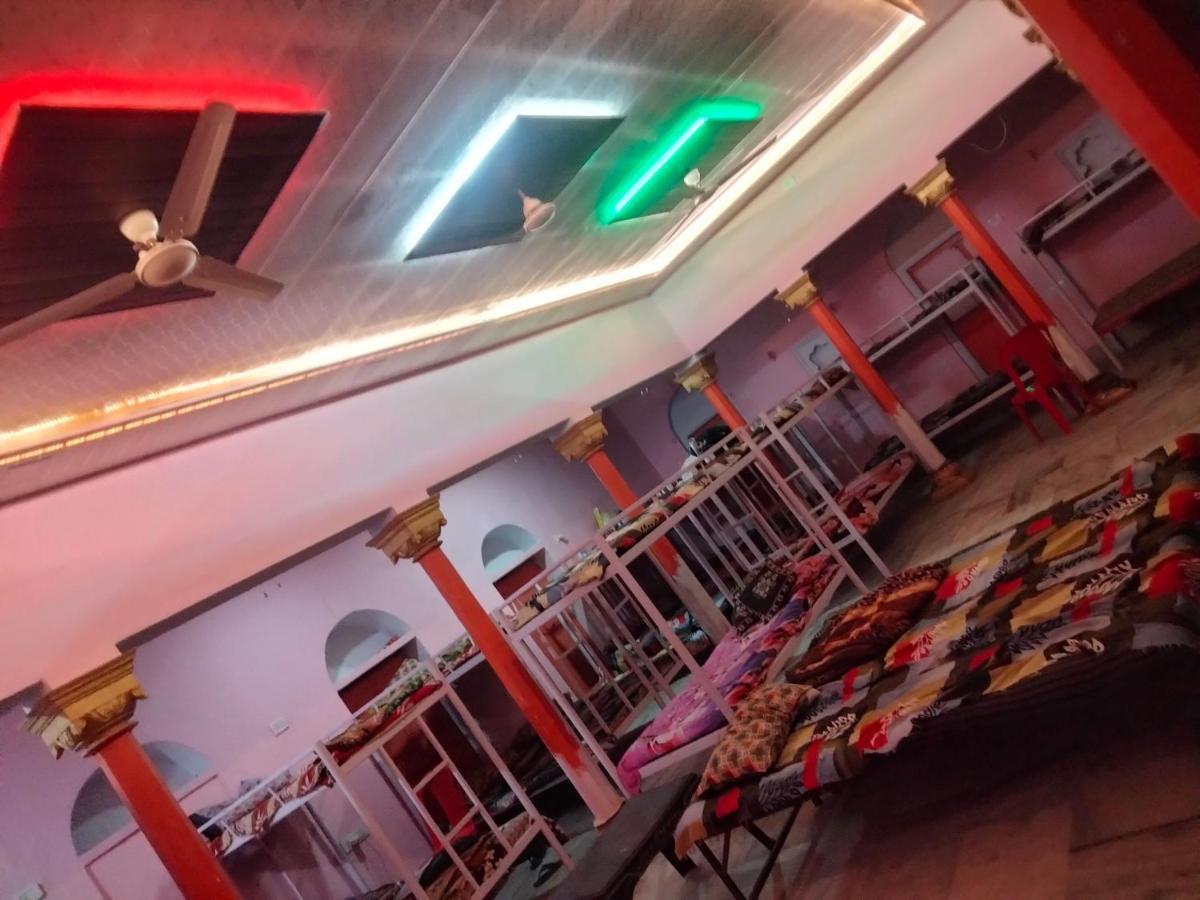 Shri Swami Sheetal Das Aashram Dharmshala Varanasi Exterior foto